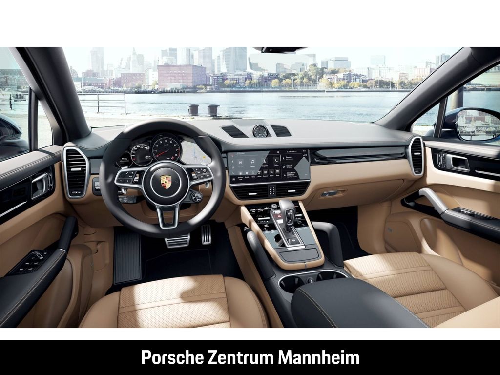 Porsche Cayenne 2021