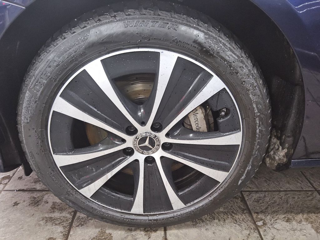 Mercedes-Benz E 300 2022