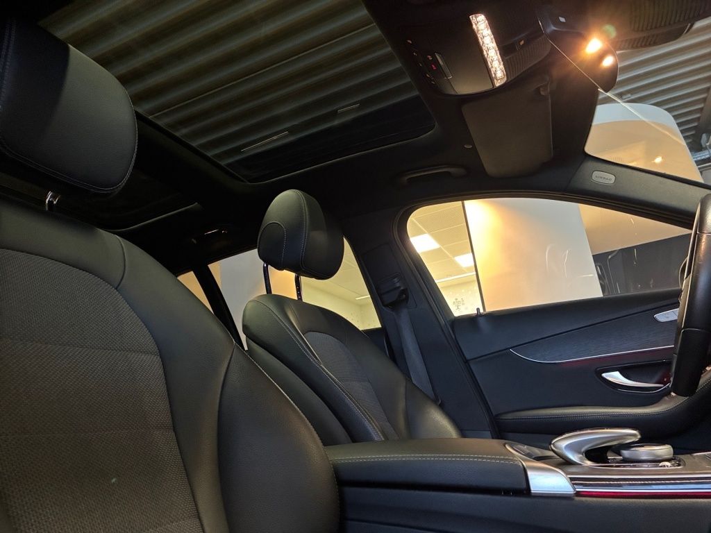 Mercedes-Benz C 300 2021