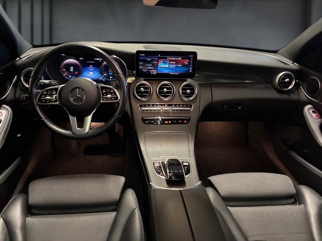 Mercedes-Benz C 300 2021