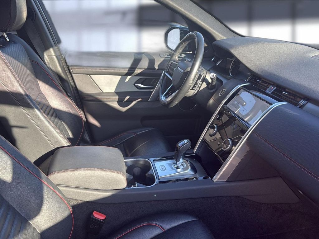 Land Rover Discovery Sport 2022