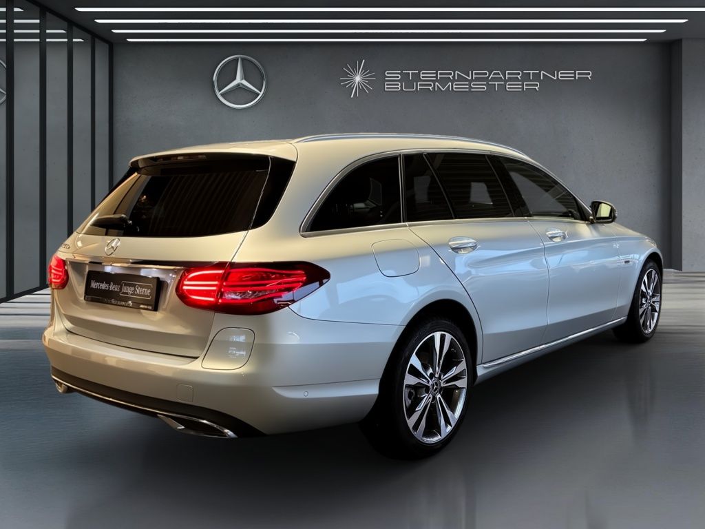 Mercedes-Benz C 300 2021