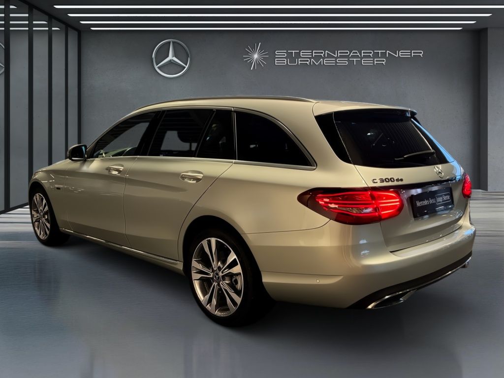 Mercedes-Benz C 300 2021