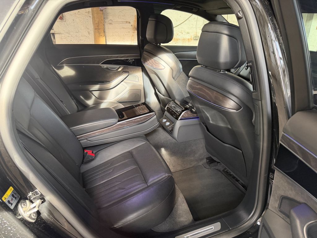Audi A8 2021