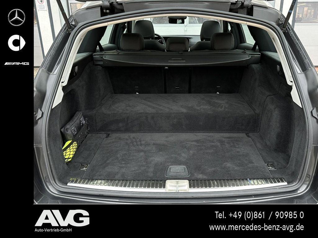 Mercedes-Benz E 300 2022