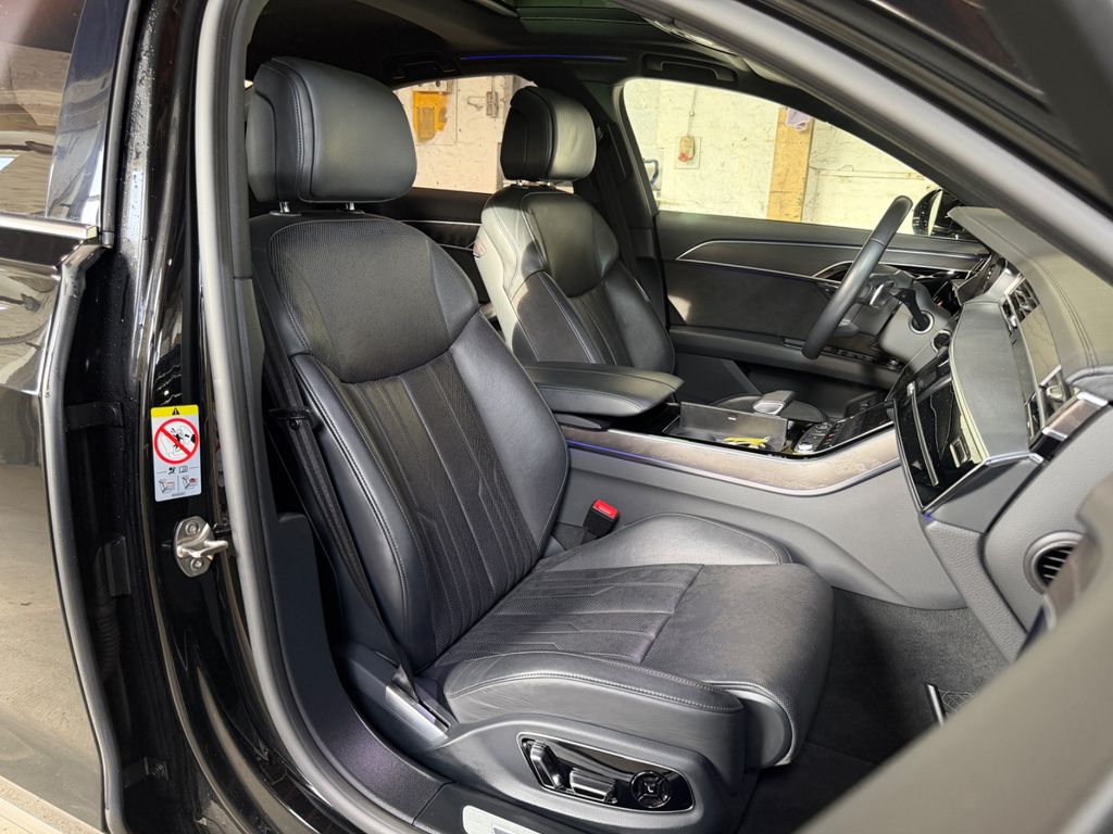 Audi A8 2021