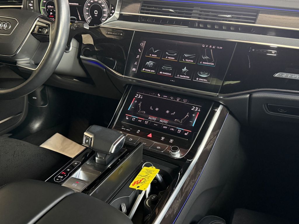 Audi A8 2021
