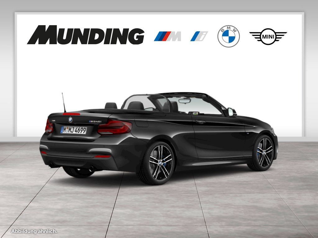 BMW M240i 2021