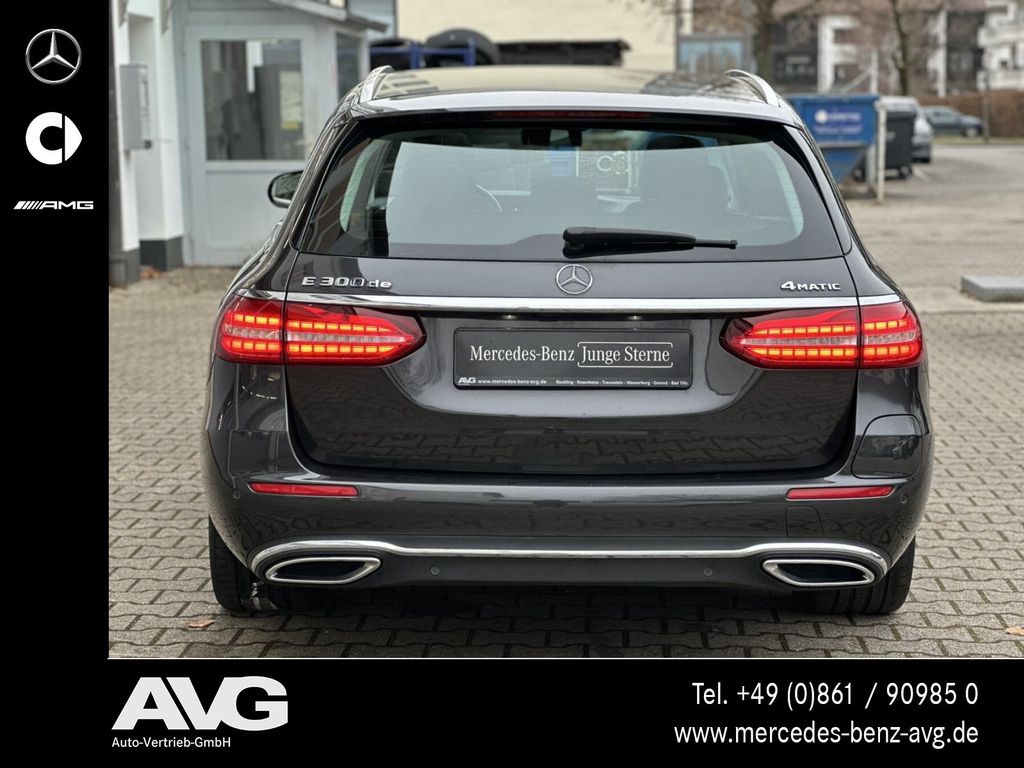 Mercedes-Benz E 300 2022