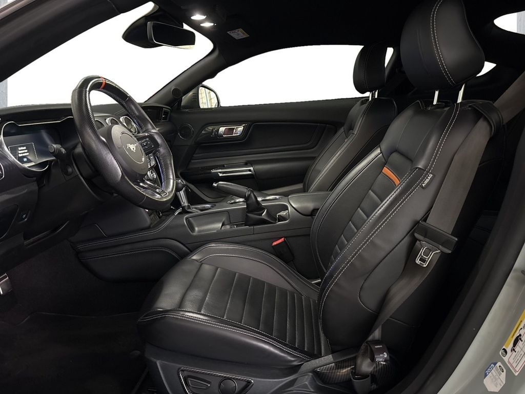 Ford Mustang 2021