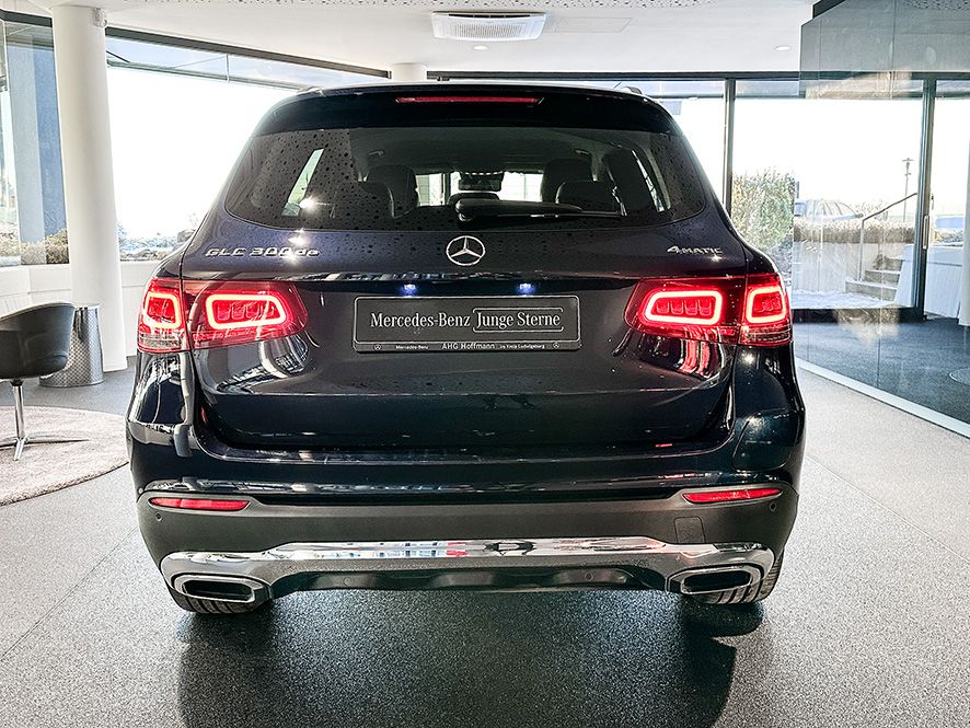 Mercedes-Benz GLC 300 2021