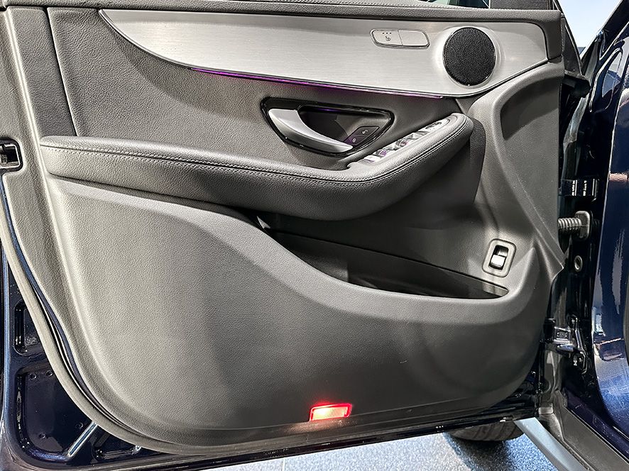 Mercedes-Benz GLC 300 2021