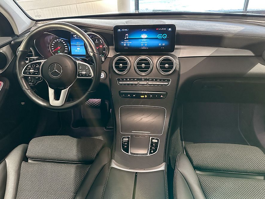 Mercedes-Benz GLC 300 2021