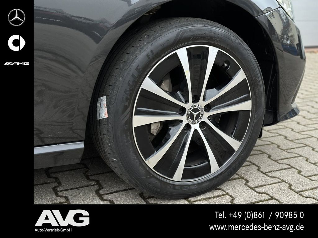 Mercedes-Benz E 300 2022