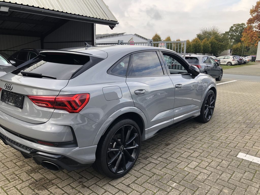 Audi RSQ3 2023