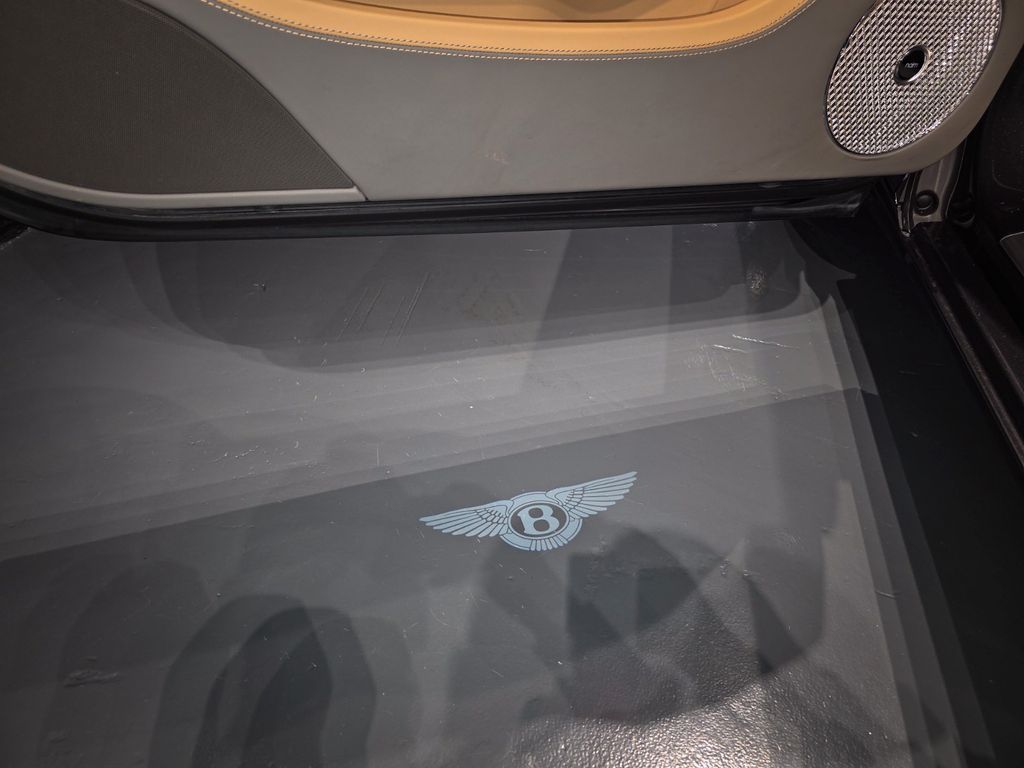 Bentley Continental GT 2023