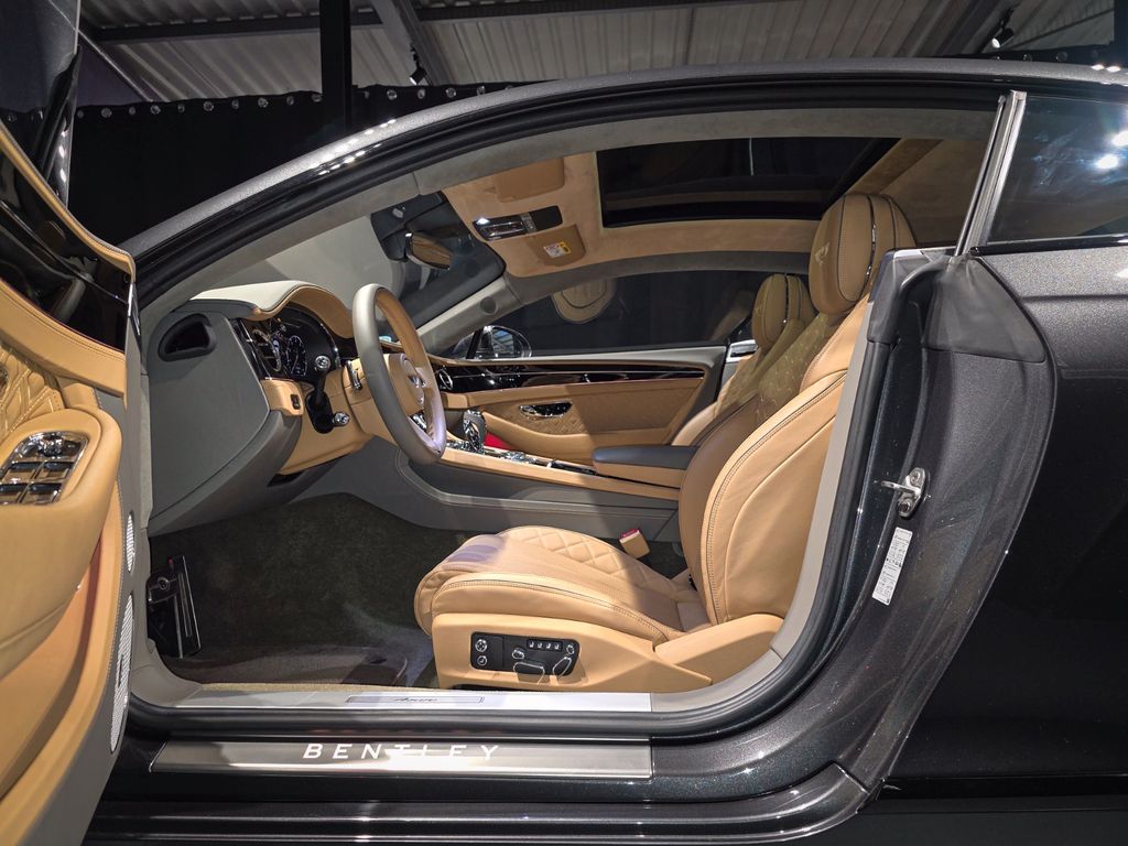 Bentley Continental GT 2023