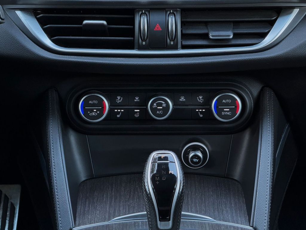 Alfa Romeo Stelvio 2022