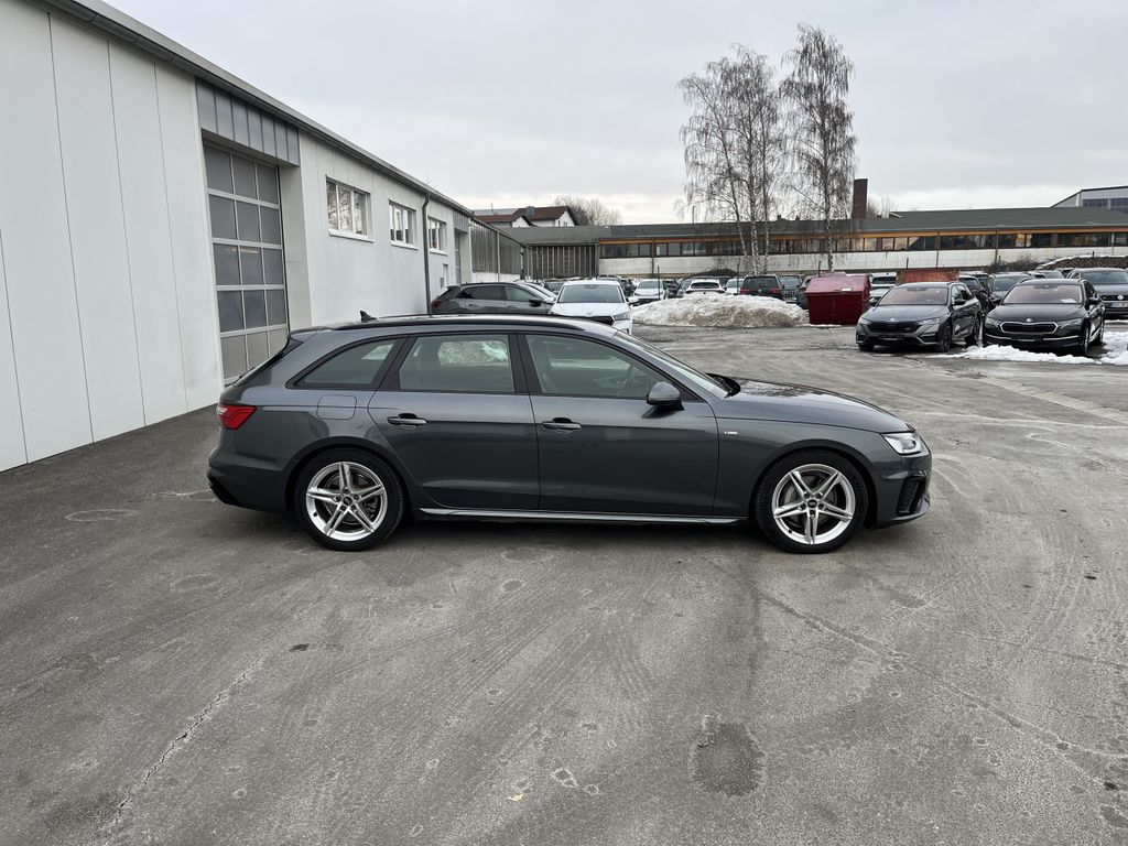 Audi A4 2023