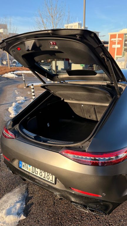 Mercedes-Benz AMG GT S 2023