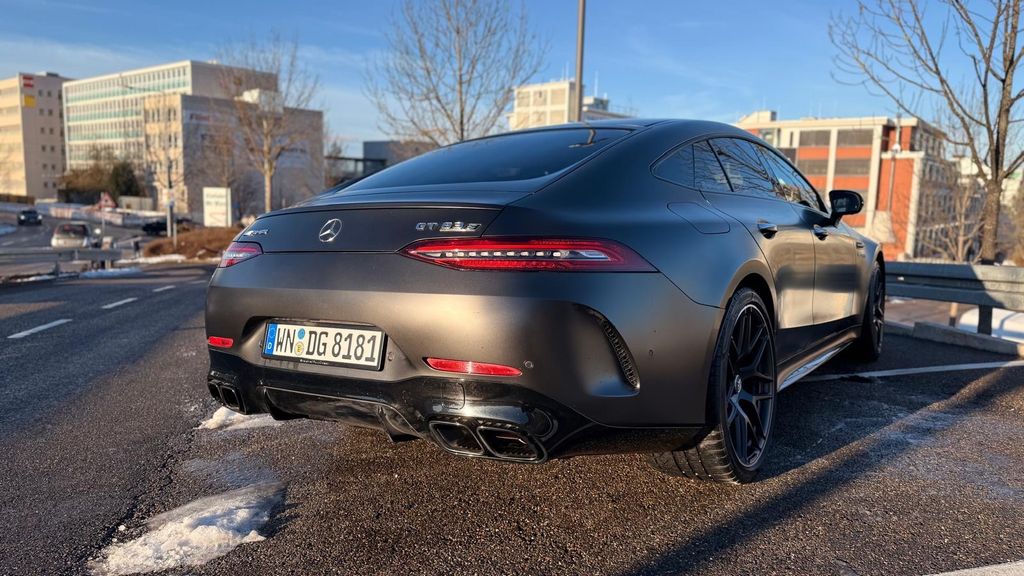 Mercedes-Benz AMG GT S 2023