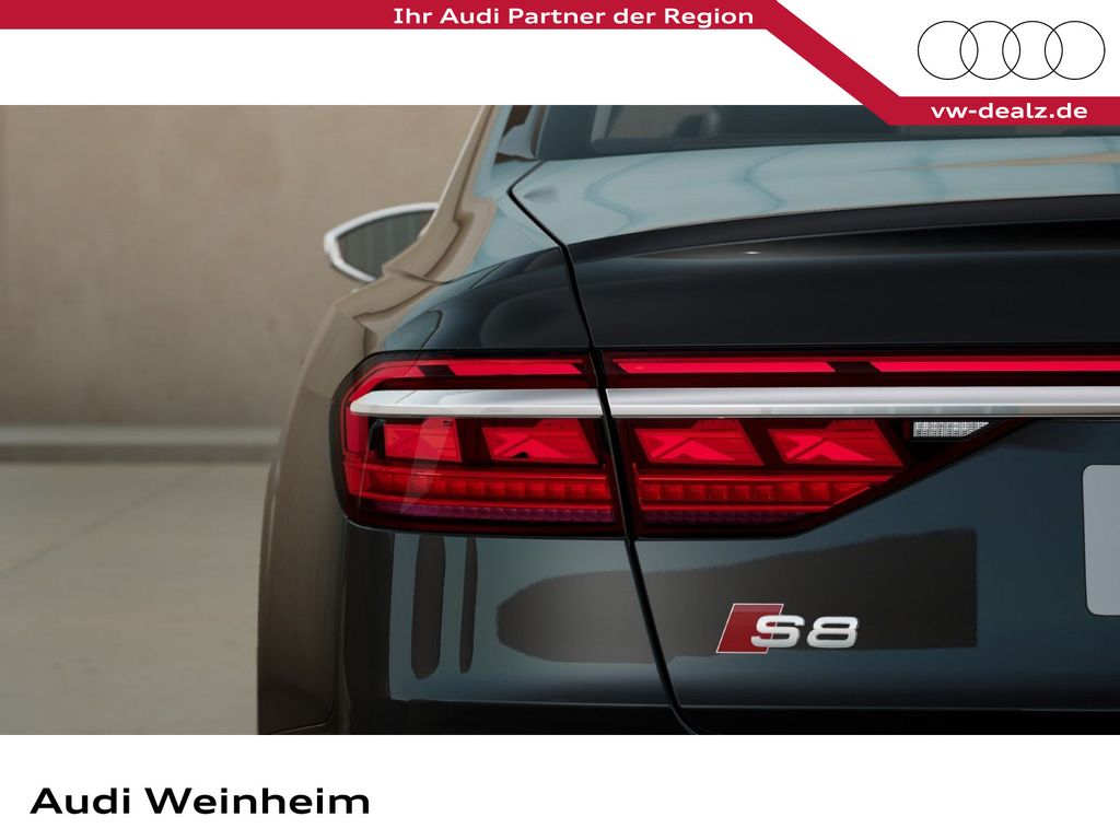 Audi S8