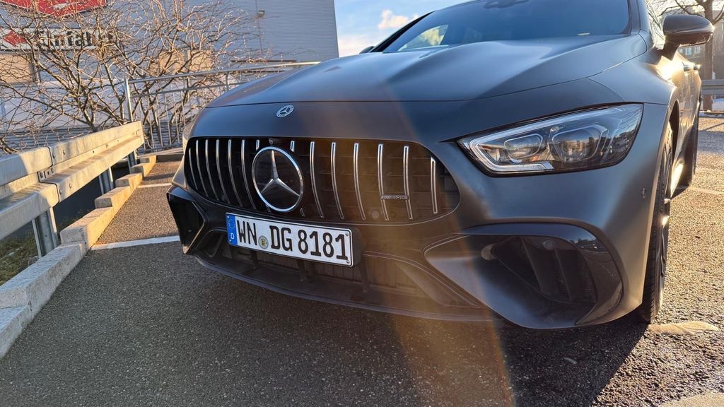 Mercedes-Benz AMG GT S 2023