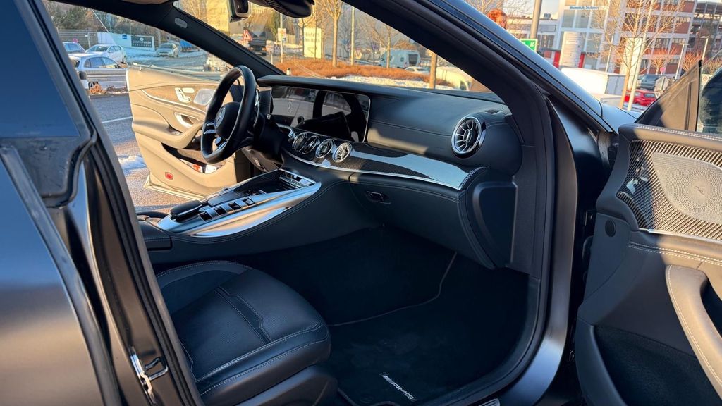 Mercedes-Benz AMG GT S 2023