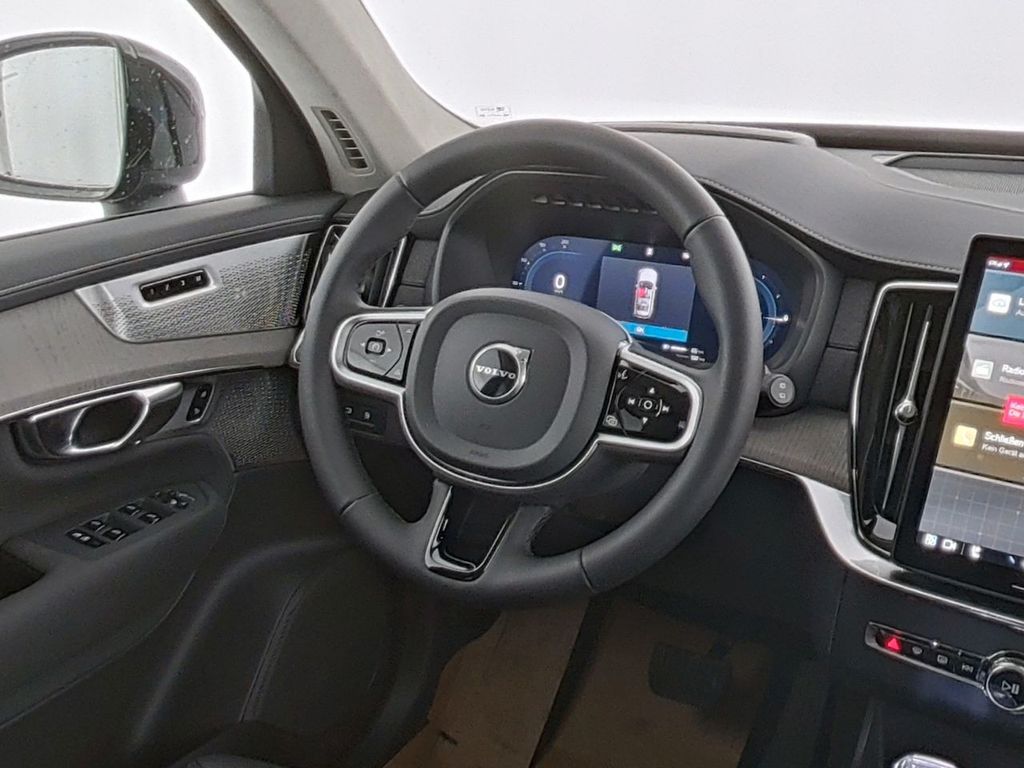 Volvo XC90 2025