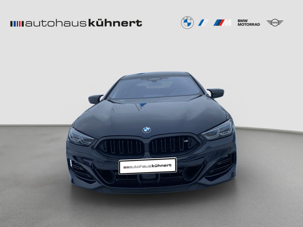 BMW M850 2022