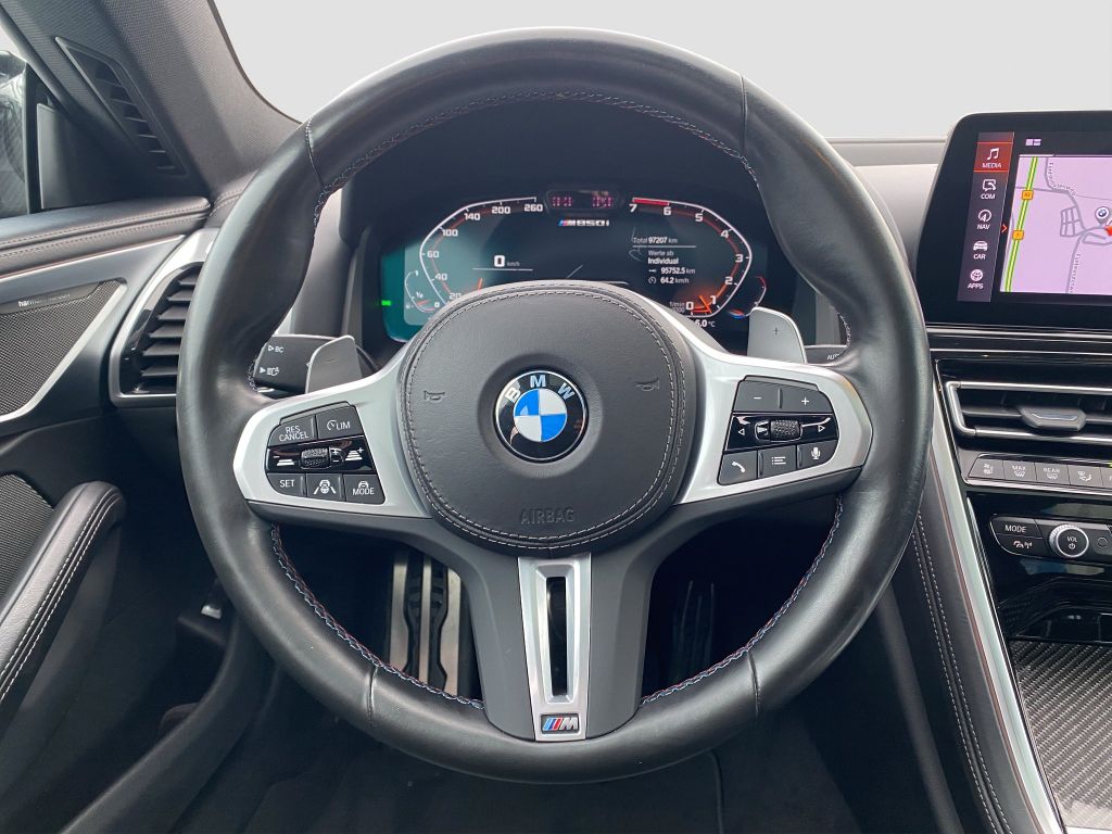 BMW M850 2022