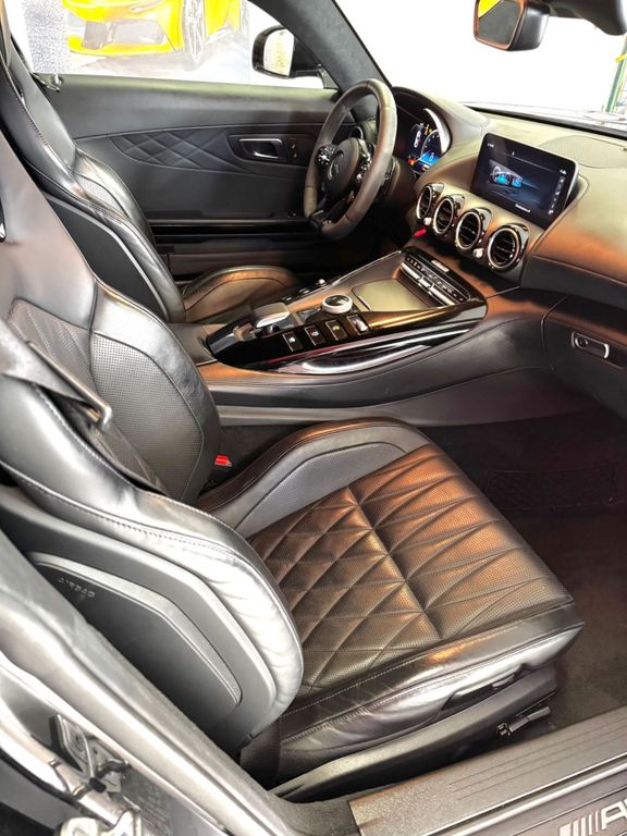 Mercedes-Benz AMG GT 2021