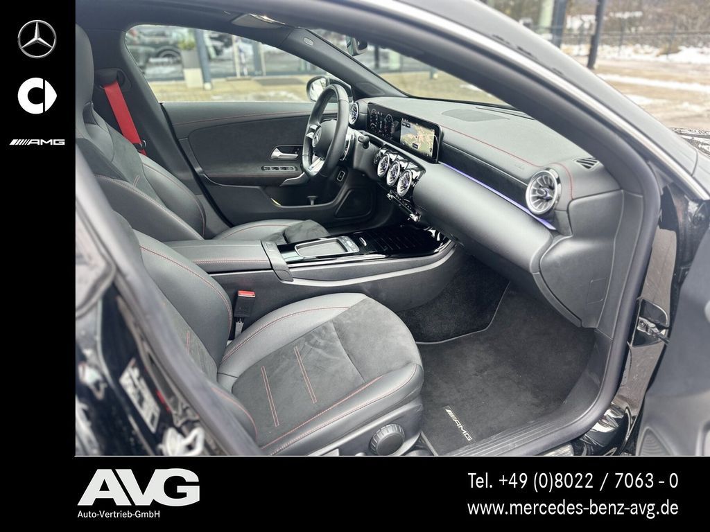 Mercedes-Benz CLA 35 AMG 2024