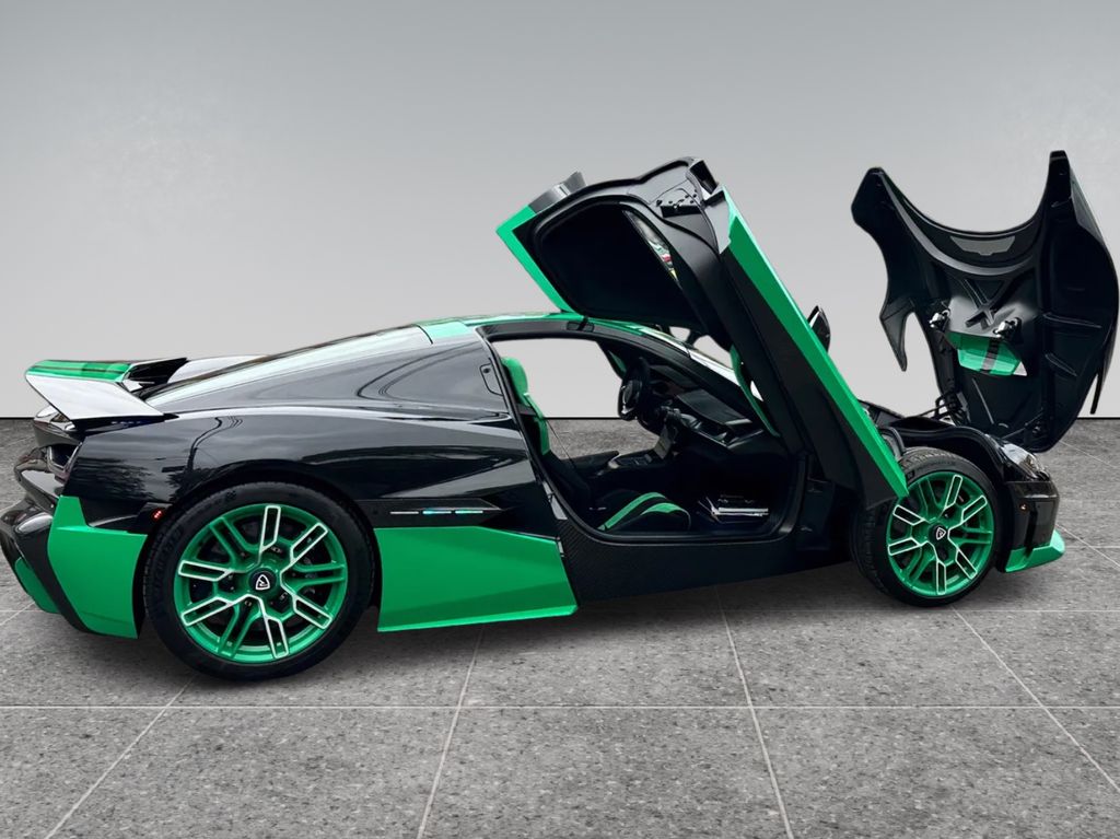 Rimac Nevera 2023
