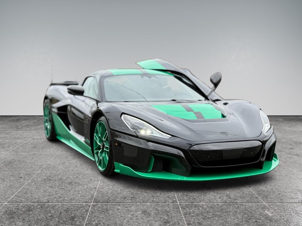 Rimac Nevera 2023