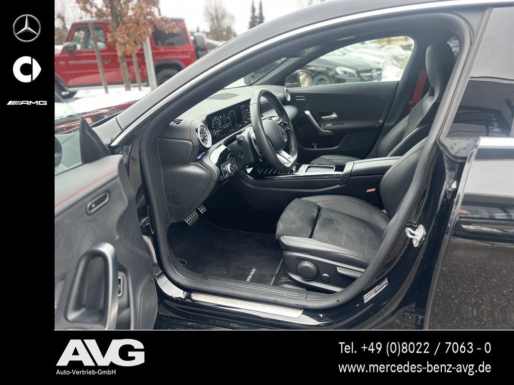 Mercedes-Benz CLA 35 AMG 2024