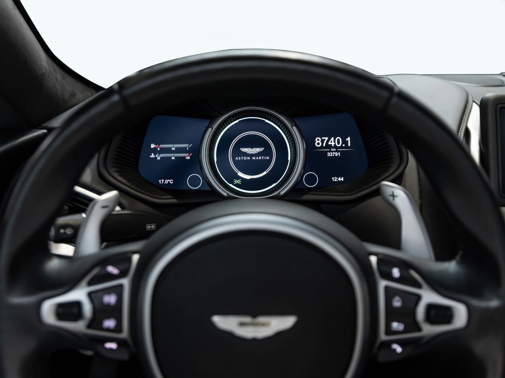 Aston Martin DB11 2018