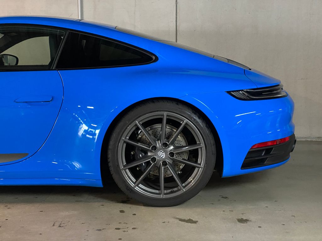 Porsche 992 2024