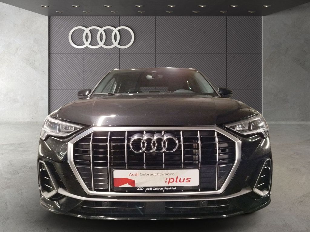 Audi Q3 2021
