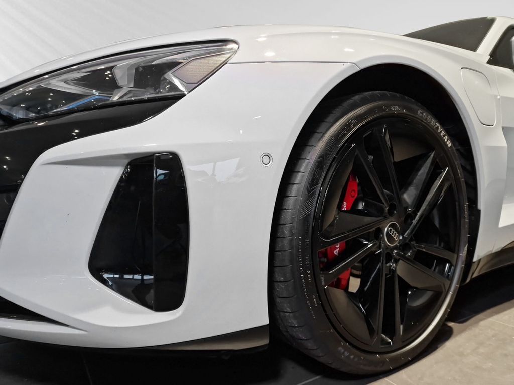 Audi RS e-tron GT 2023