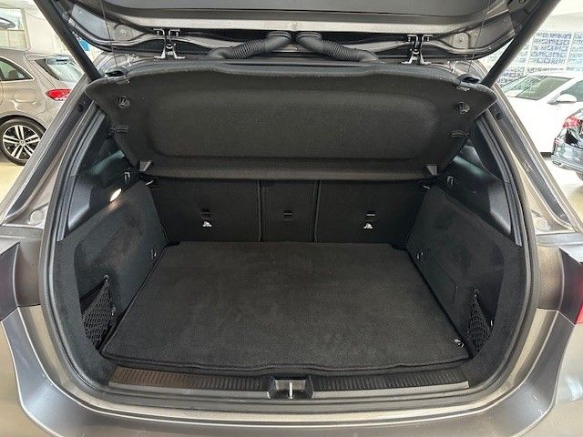 Mercedes-Benz B 200 2024