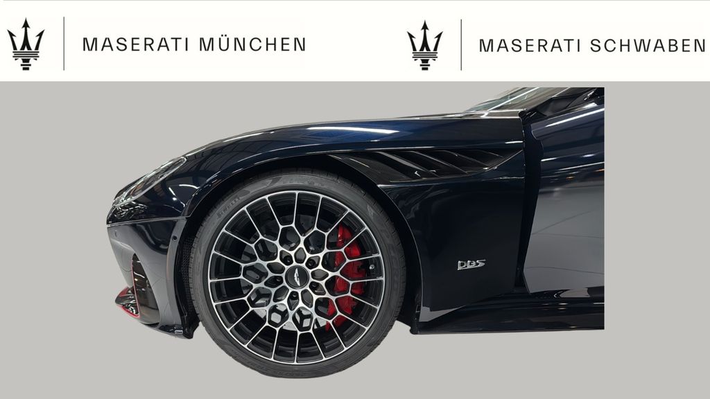Aston Martin DBS 2025
