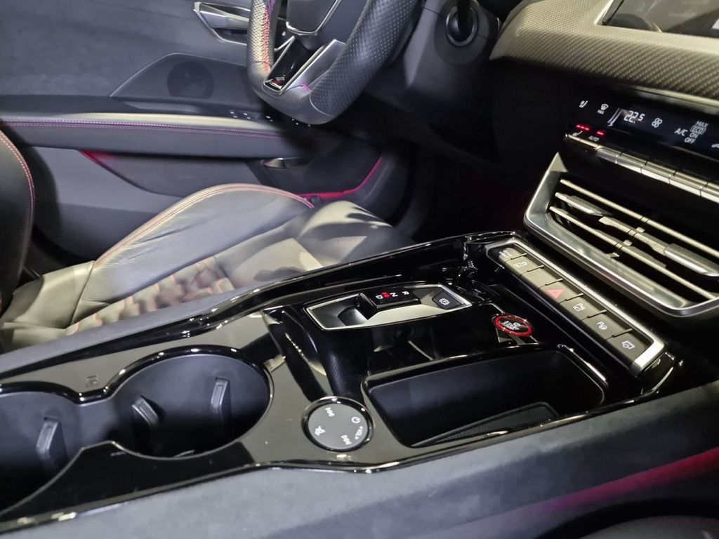 Audi RS e-tron GT 2023