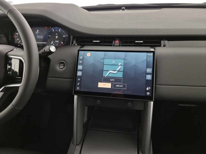 Land Rover Discovery Sport 2024