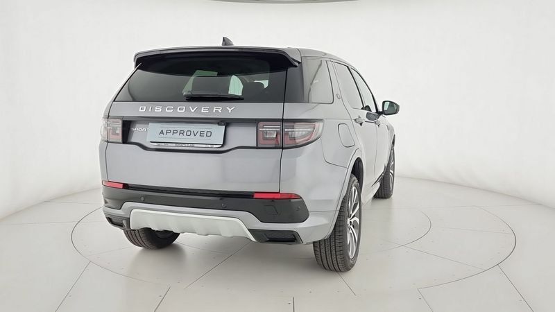 Land Rover Discovery Sport 2024