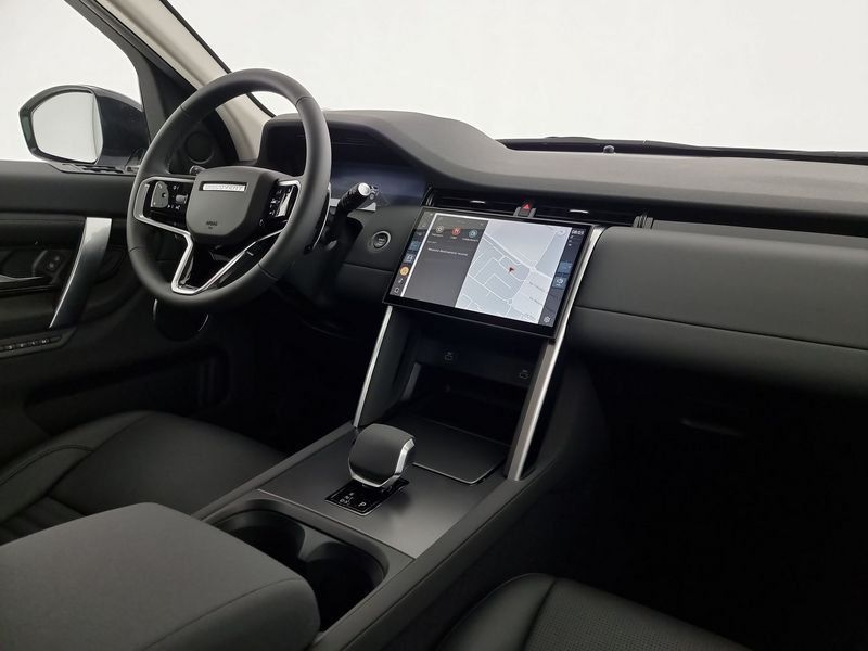 Land Rover Discovery Sport 2024