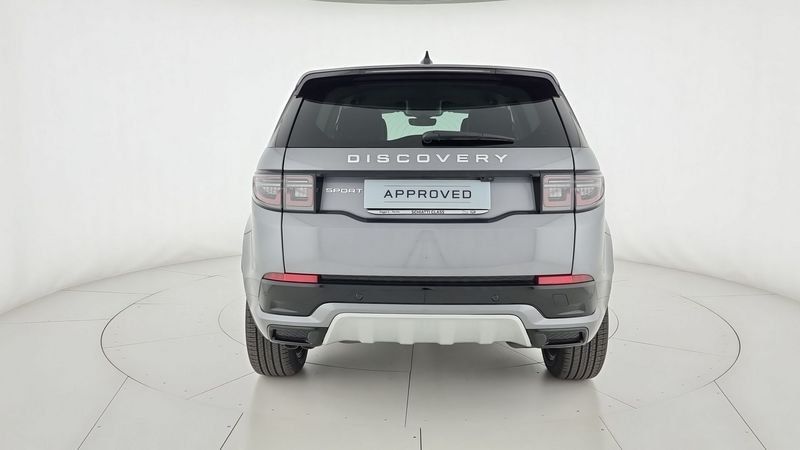 Land Rover Discovery Sport 2024