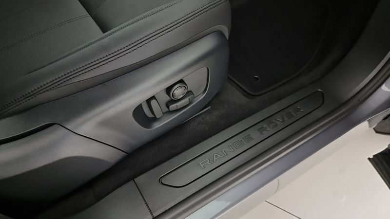 Land Rover Range Rover Evoque 2025