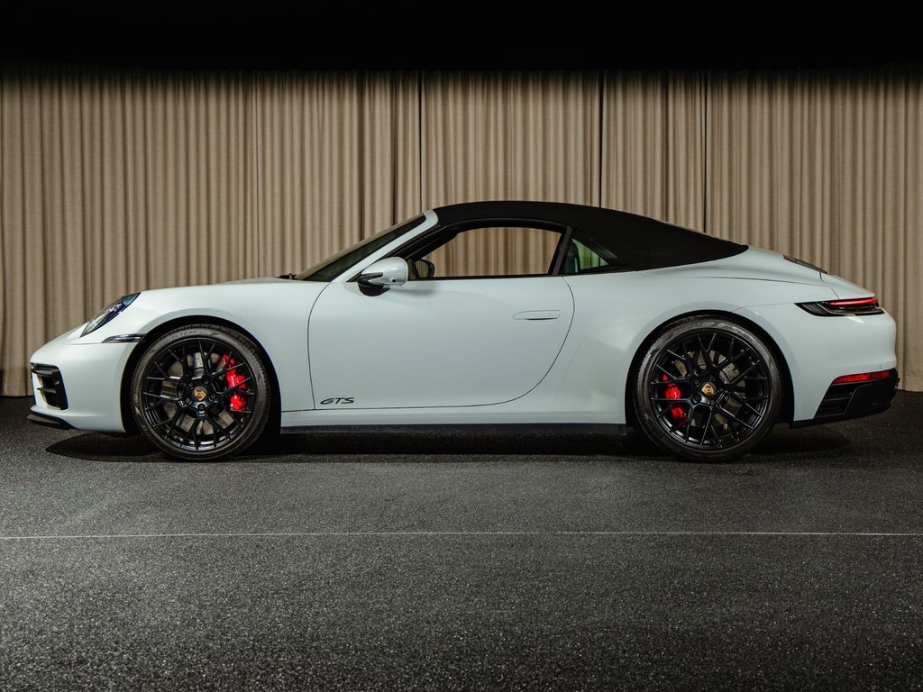 Porsche 992 2021