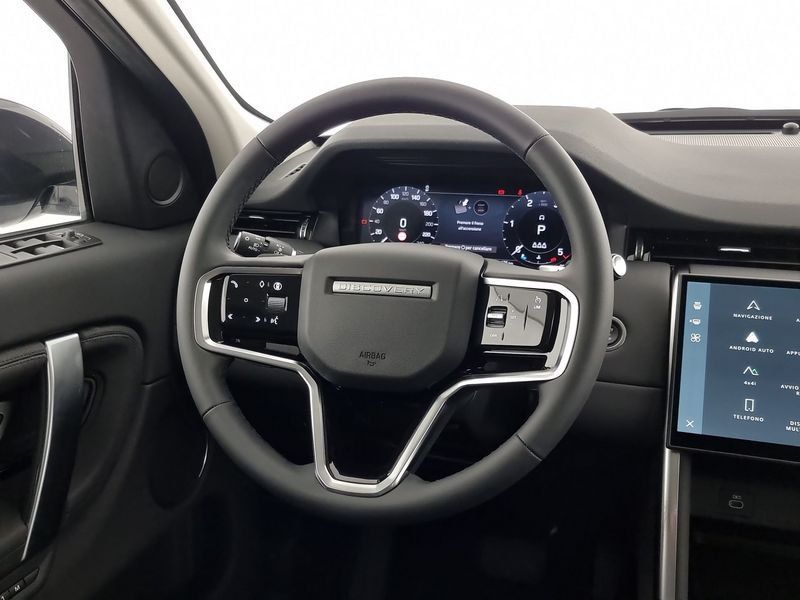 Land Rover Discovery Sport 2024